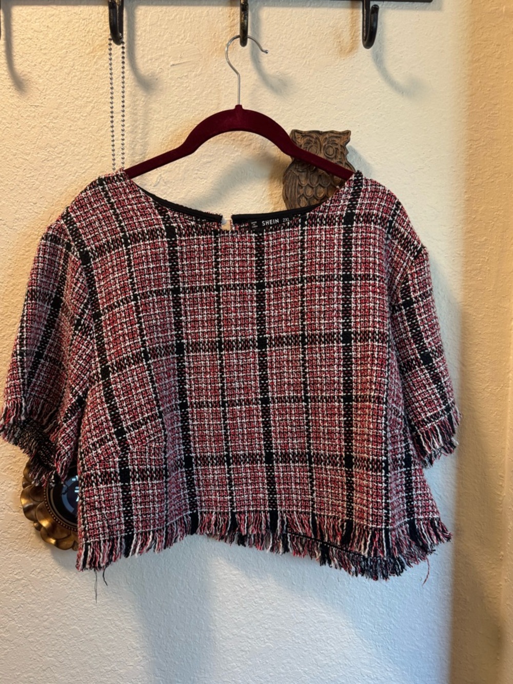 SHEIN Red Black Plaid Fringe Boxy Crop Top
